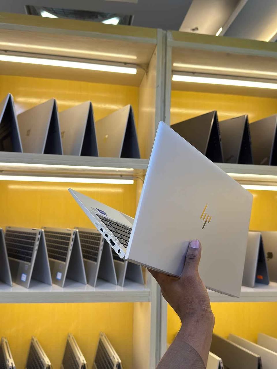 A picture of Hp Elitebook 840 G8 11th