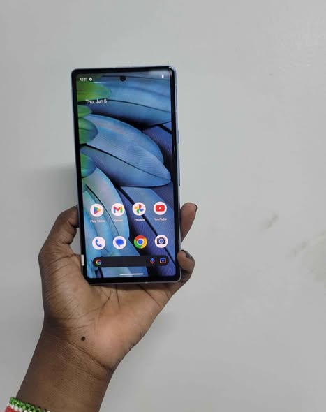 A picture of Pixel 7a clean fingerprints ipo 128 8 280k 0798074252 ipo