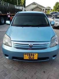 A picture of Toyota raum