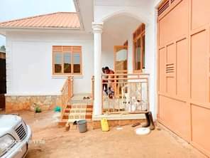 A picture of House for sale in bujjuko kigoma just 1km from bujjuko