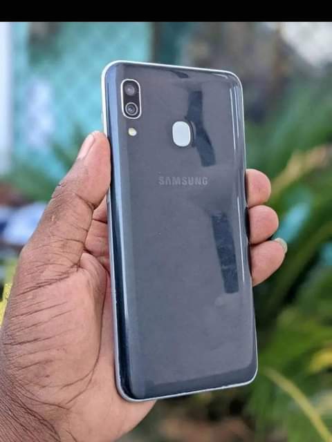 samsung a30s