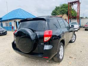 A picture of V6 An Extremely clean Toyota Rav 4 2008 Model With