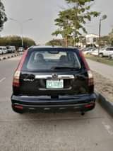 A picture of Honda CRV 2008 model Engine Gear and AC are fine
