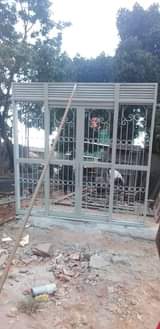 A picture of Sliding door