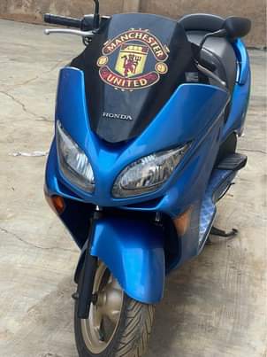 A picture of Honda forza mf08