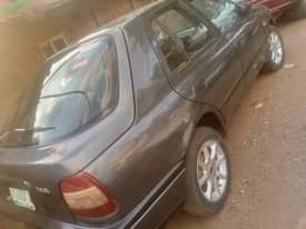 A picture of Nissan Sunny 800