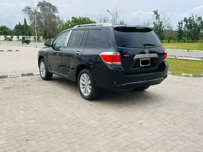 A picture of 2009 Toyota Highlander 2009