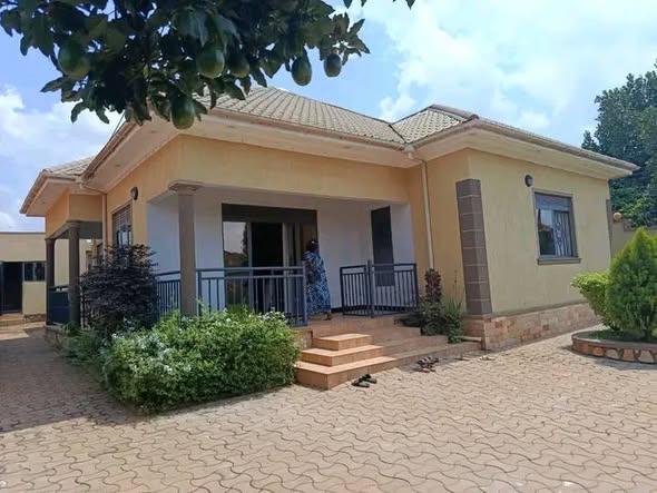 uganda plots