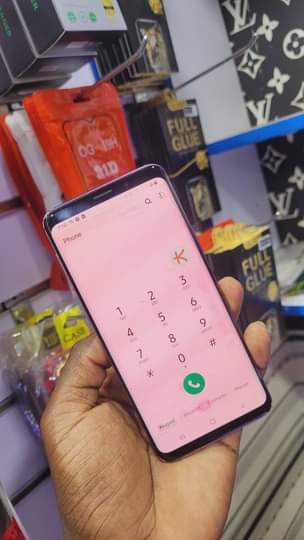 A picture of Samsung Galaxy S9 64GB 6GB ram