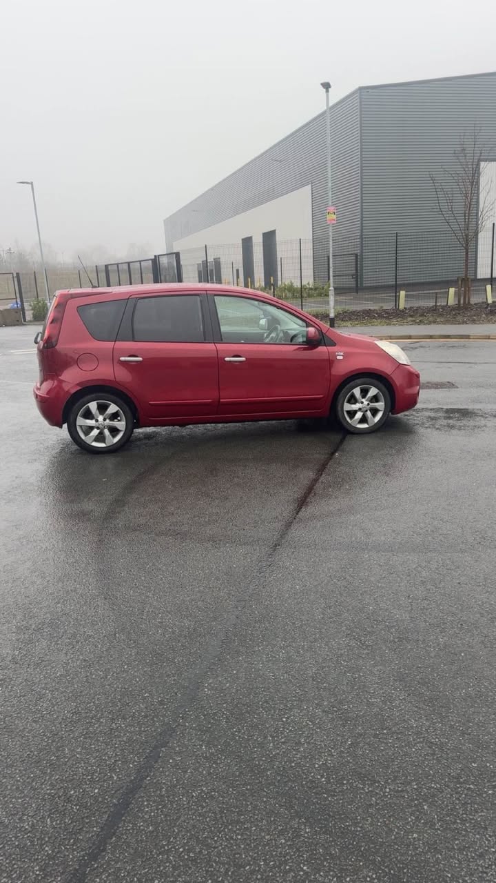 nissan note