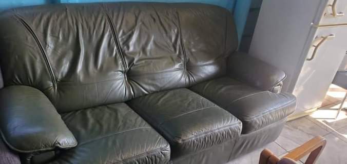 classifieds/furniture sofas