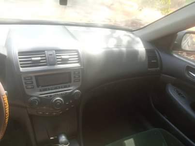A picture of Honda Accord DC 2007