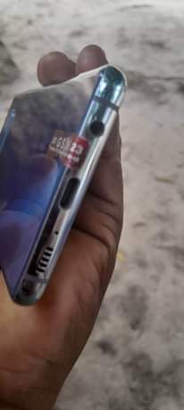 A picture of SAMSUNG S10 PLAIN