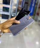 A picture of Samsung note 9