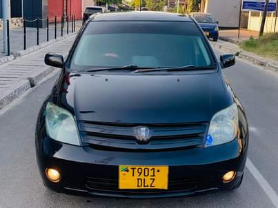 used toyota ist