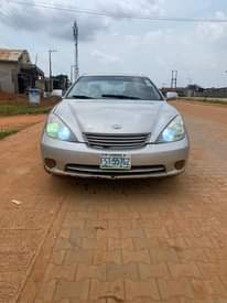 A picture of Lexus es 330