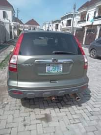 A picture of Honda CR V