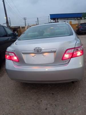 A picture of Very sharp Toyota Camry 08