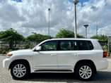 A picture of Price 110m toyota land cruser vx v8 no DFP engine