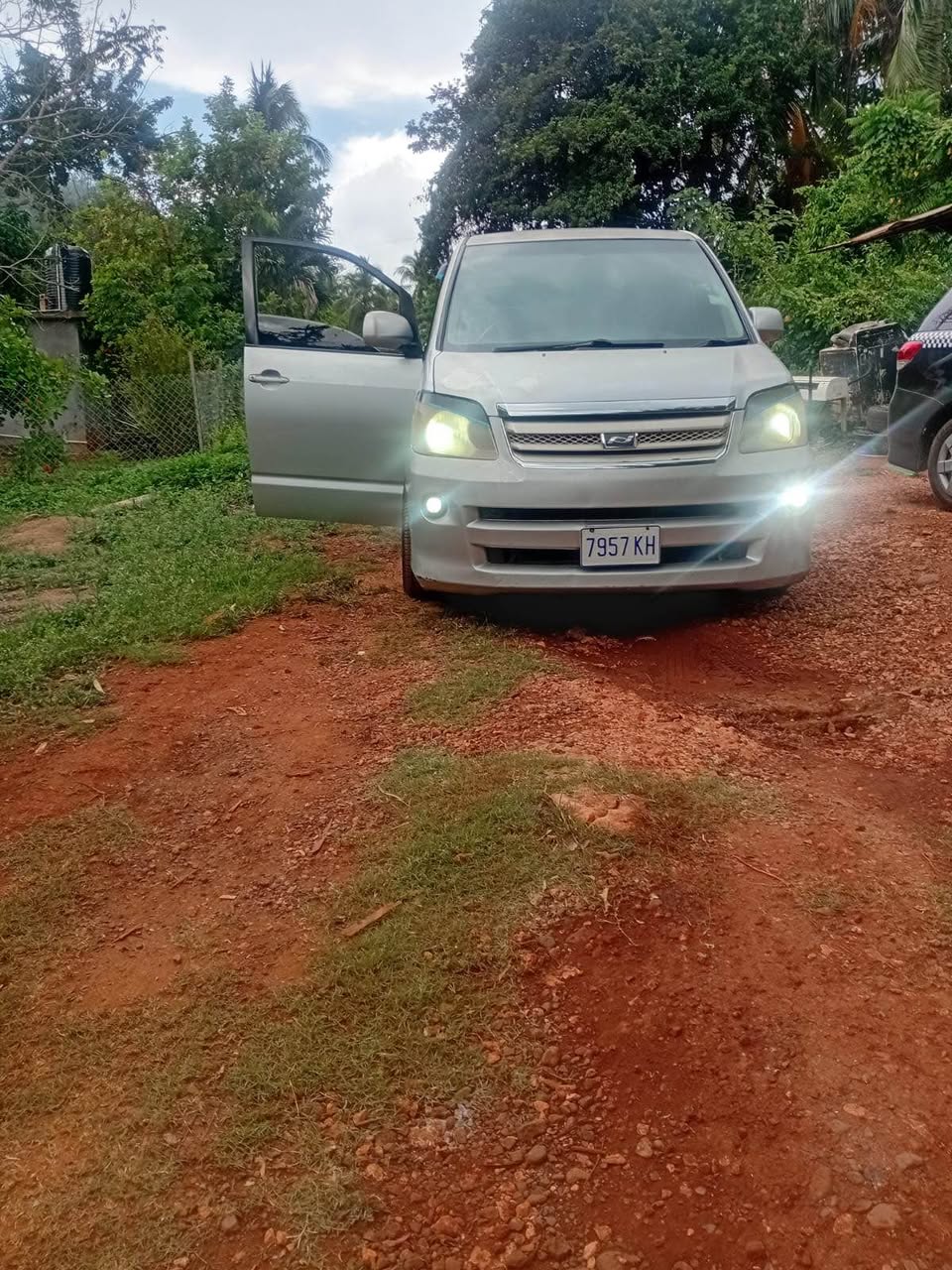 used toyota noah