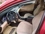A picture of Extremely clean and Sharp Hyundai sonata 2011 Everything is working