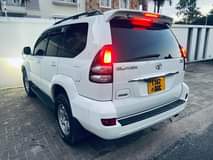 A picture of Land Cruiser Prado
