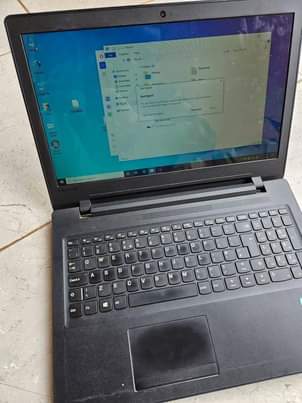 A picture of LAPTOP Lenovo