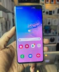 A picture of SAMSUNG S10 PLUS