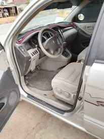 A picture of Toyota Highlander direct 04 neatly painted on first body pan
