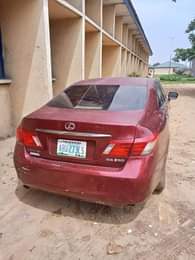 A picture of Distress sale dealer market Owner needs money badly 2007 ES350