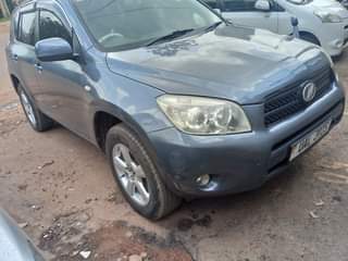 A picture of TOYOTA RAV4