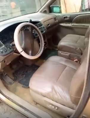 A picture of 2002 Sienna first body 07088153375 Buy n repackage