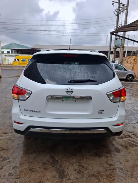 A picture of NISSAN PATFINDER