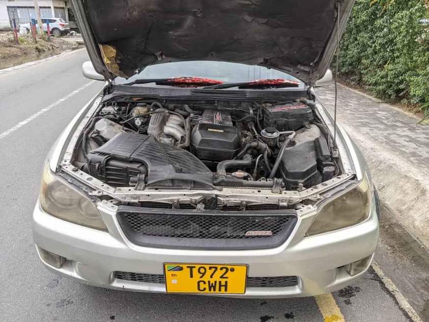 used toyota altezza