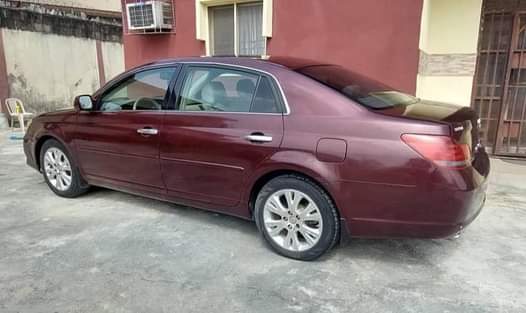 A picture of 08 Toyota Avalon 08033491003