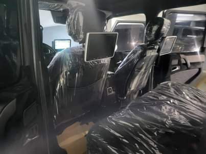 A picture of 2005 gwagon upgraded to 2020 going for 18m