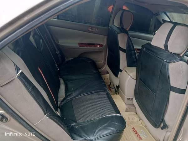 A picture of 2005 Toyota Camry V4 Engine Car in good standard condition