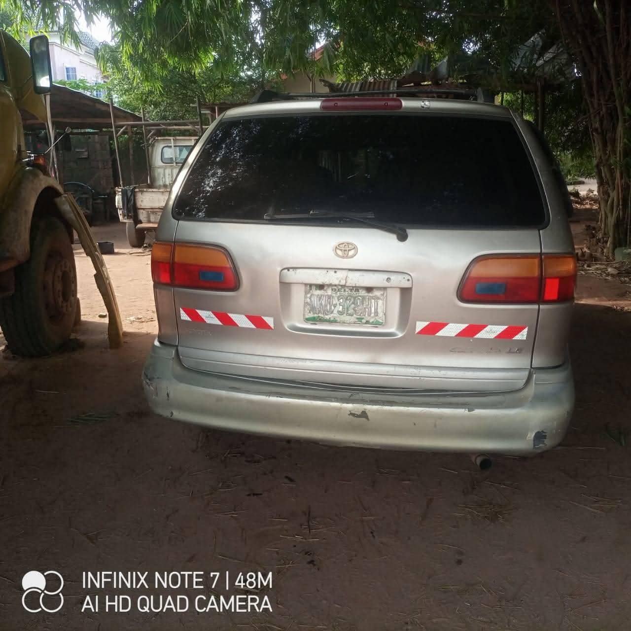 A picture of Toyota sienna