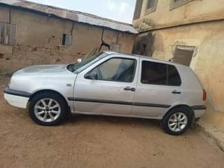 A picture of 2001 Volkswagen Golf3 1 6