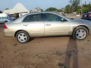 A picture of Honda Accord Dc 2007 model Ac chilling Sound Engine and