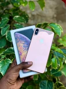 A picture of Iphone xs max