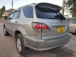 A picture of Toyota harrier Cc 2360 Vvti engine Full ac Full documents