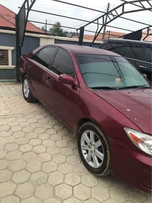 A picture of CLEAN 2004 TOYOTA CAMRY