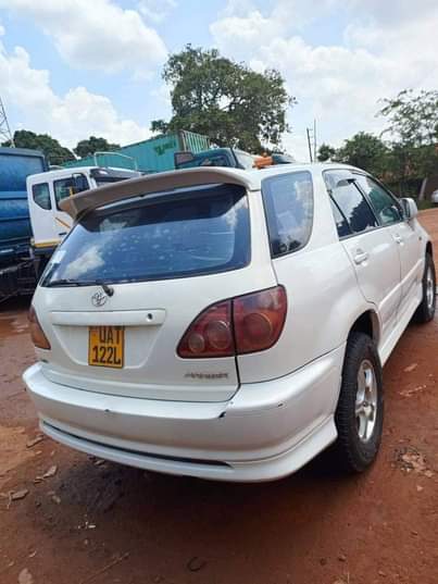 A picture of Harrier 2.2cc
