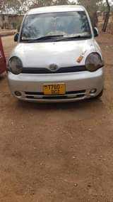 A picture of Toyota Sienta Kal sanaa full Ac ipo Shinyanga mjini Bei