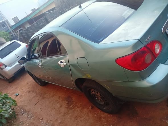 A picture of Corolla 06 with sound engine gear and chilling A C