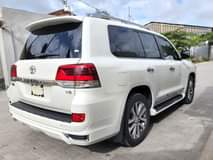 A picture of Toyota Landcruiser zx 2018