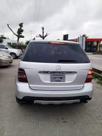 A picture of benz mL 350 model 08 registered tokumbo standard very very