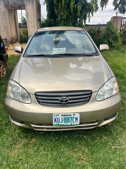 A picture of Toyota Corolla 2004