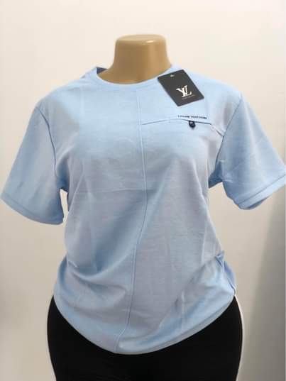A picture of Tshirtz